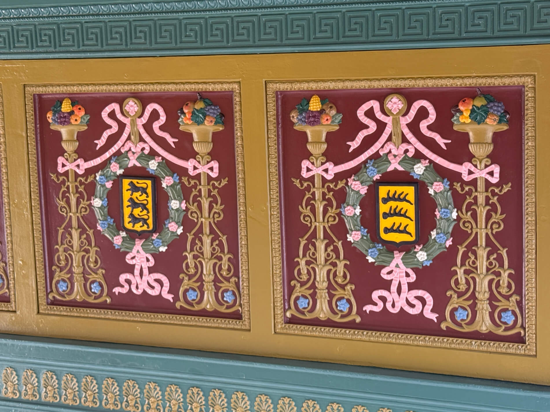 5.3 Wilhelma Pavilllon details Zierplatten